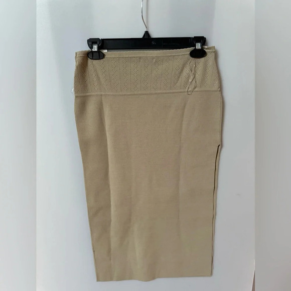 Mistress Rocks Pointelle Stitch Maxi Sweater Skirt Size Medium (sold out online) - Picture 5 of 6